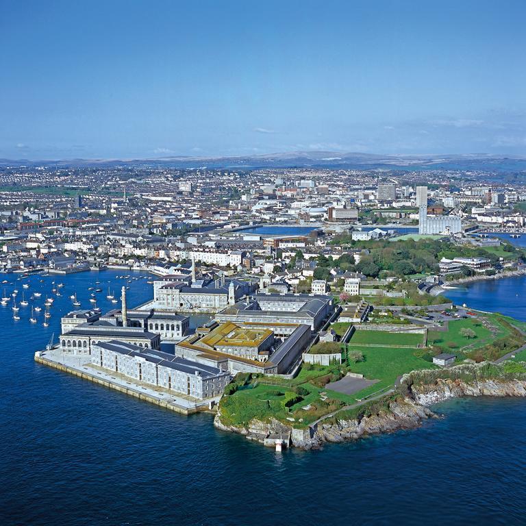 Buckingham Place At The Royal William Yard Plymouth Exteriör bild